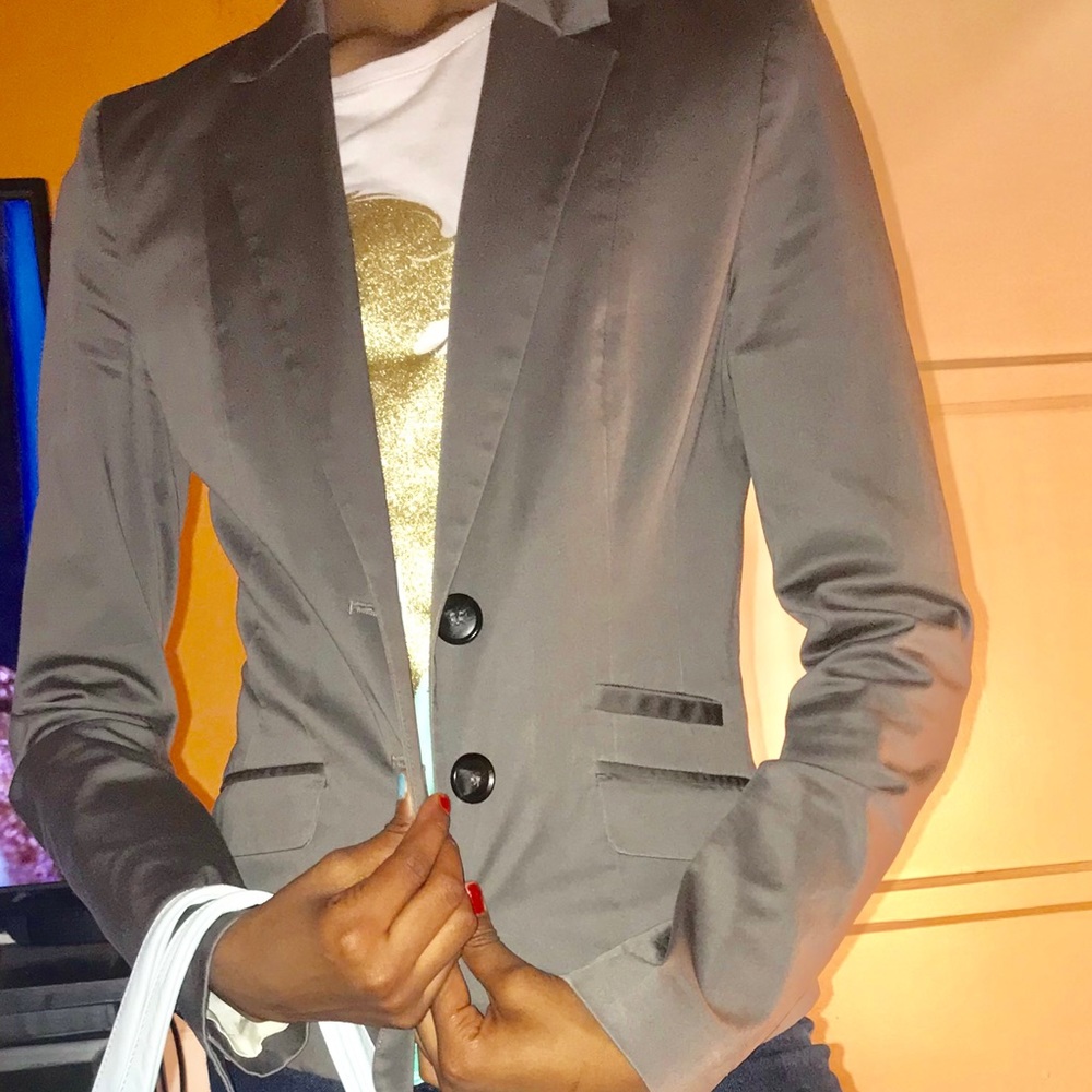 🍒🍒H&M modern fit gray blazer